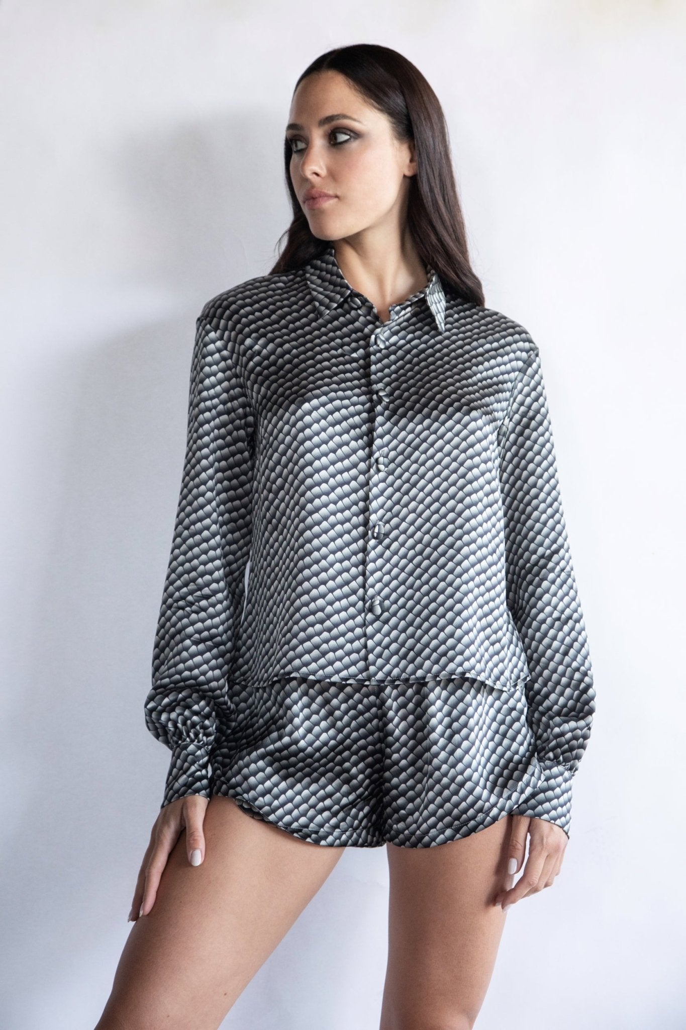 Black Reptile 100% Silk Printed Pajama Set - Luxury Sleepwear - Style Queenz