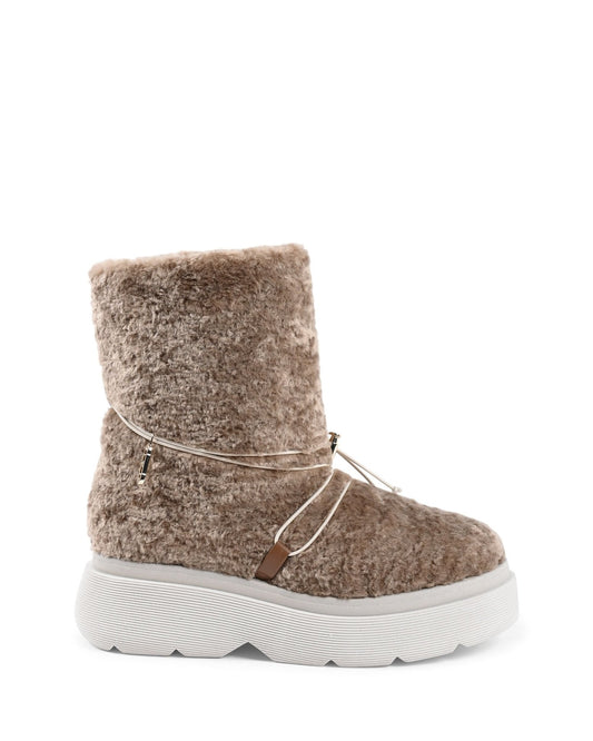 Dana Teddy Camel Short Boots - Premium Designer Ankle Boots - Style Queenz