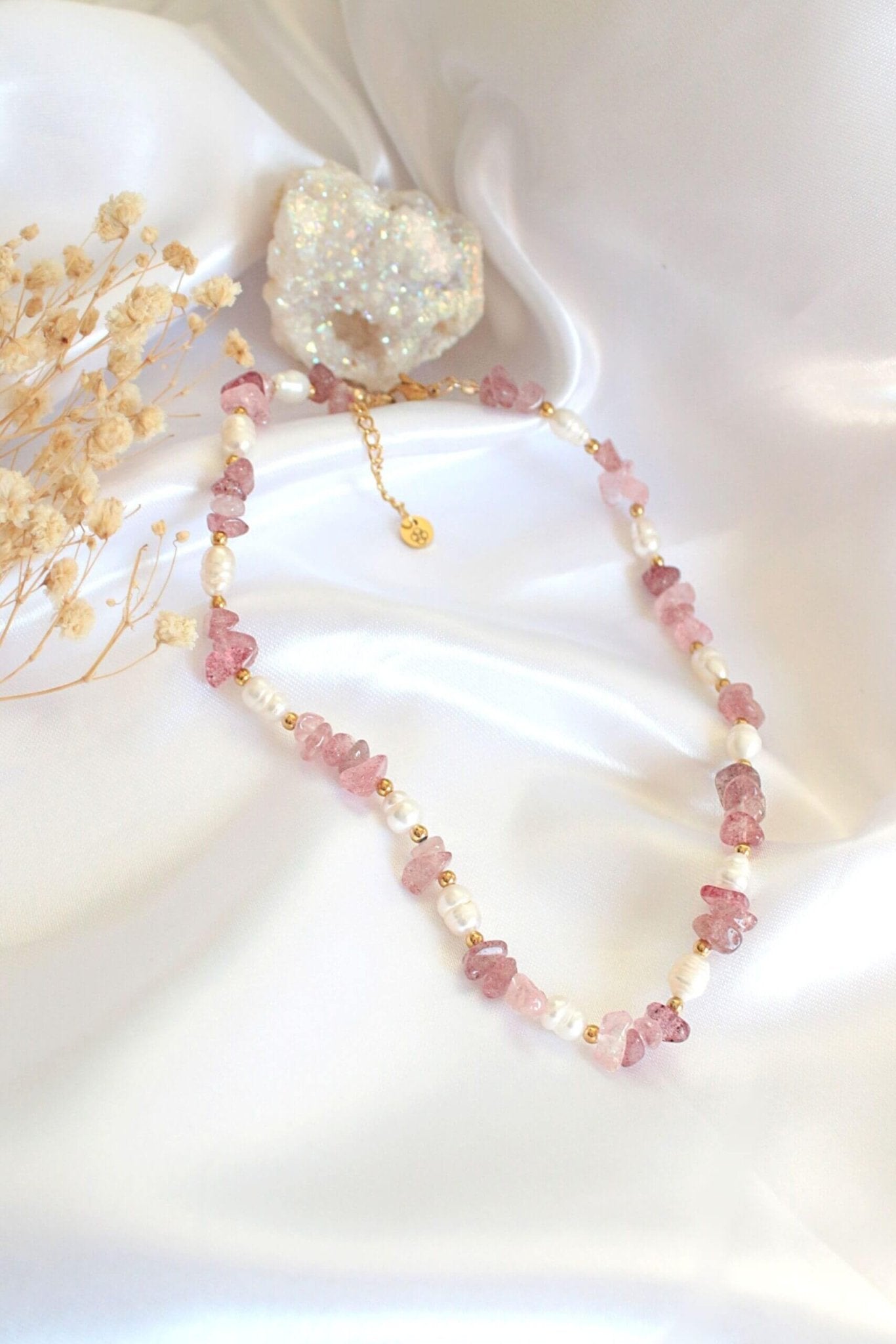 Natural Strawberry Quartz Crystal Choker with Freshwater Pearls - Healing Jewelry - Style Queenz